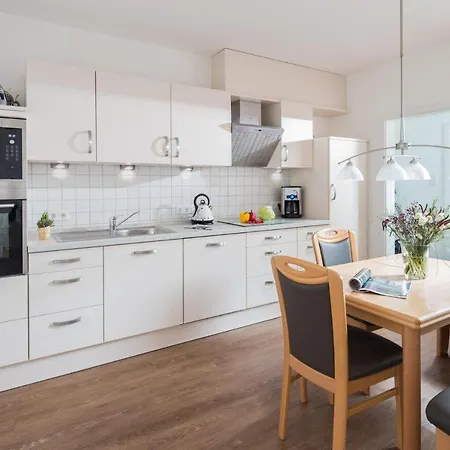 Haus Schmalenbeck Lucius 2 *